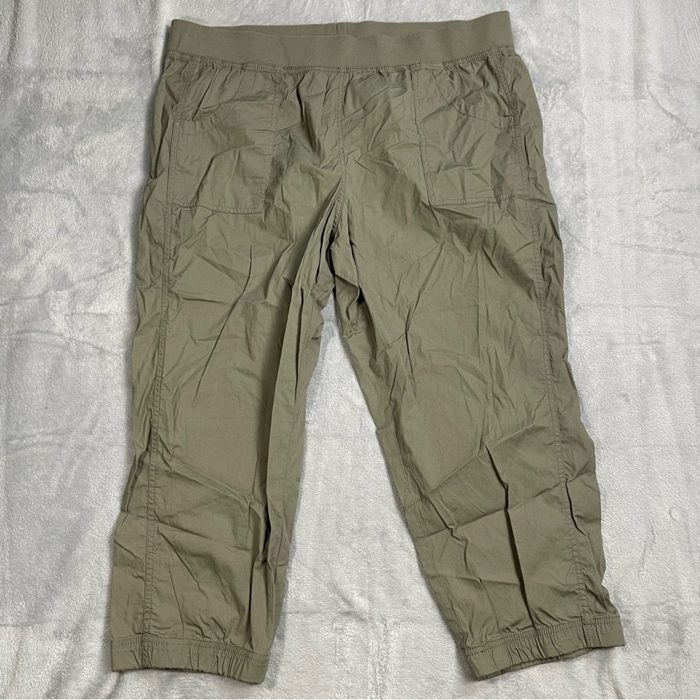 Chico’s Pants 3 (XL) Aimee Crop Jogger Fatigue Olive Green Pull On Stretch